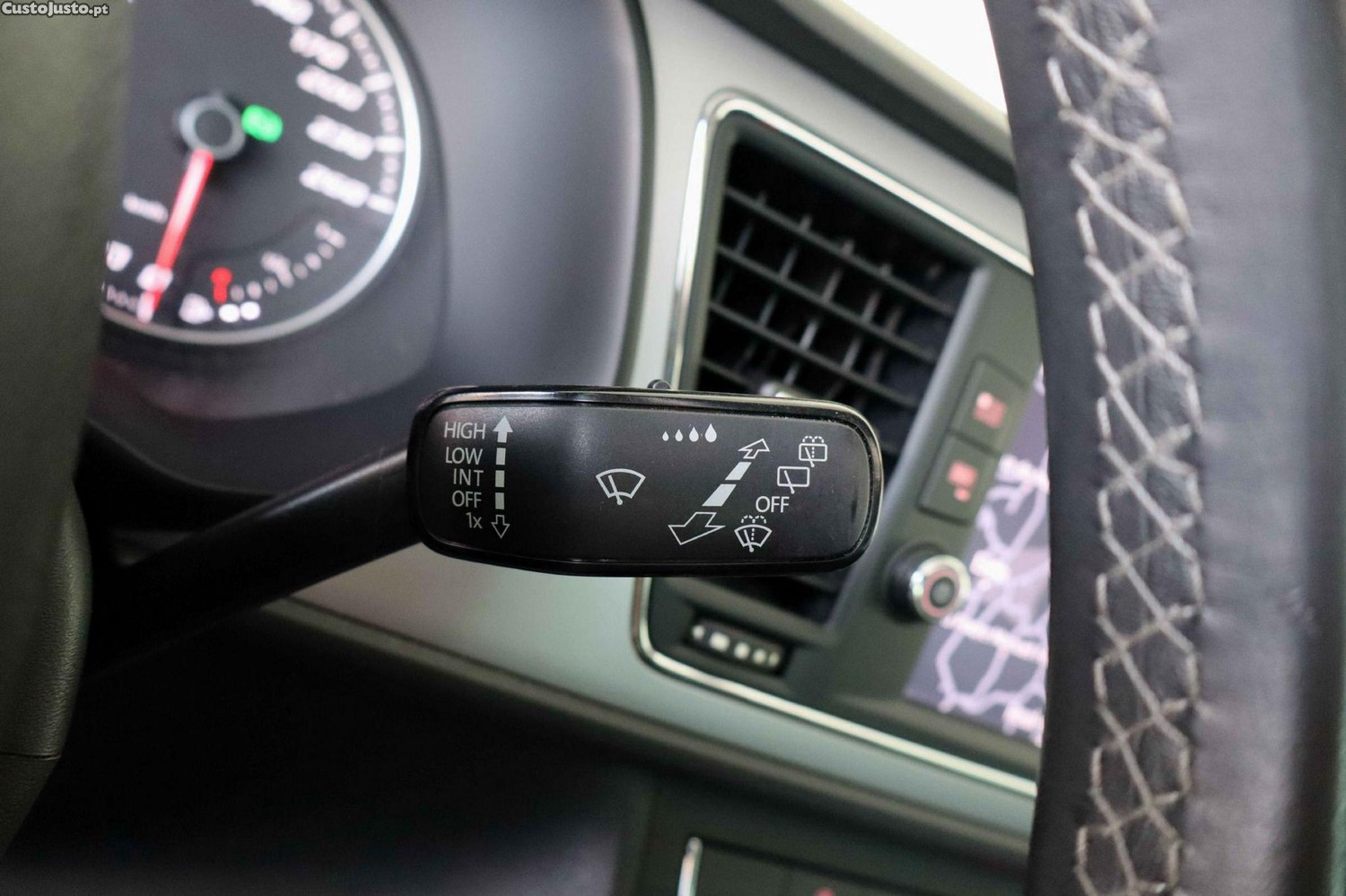 SEAT Leon 1.6 TDI Style DSG S/S — fotografia 7