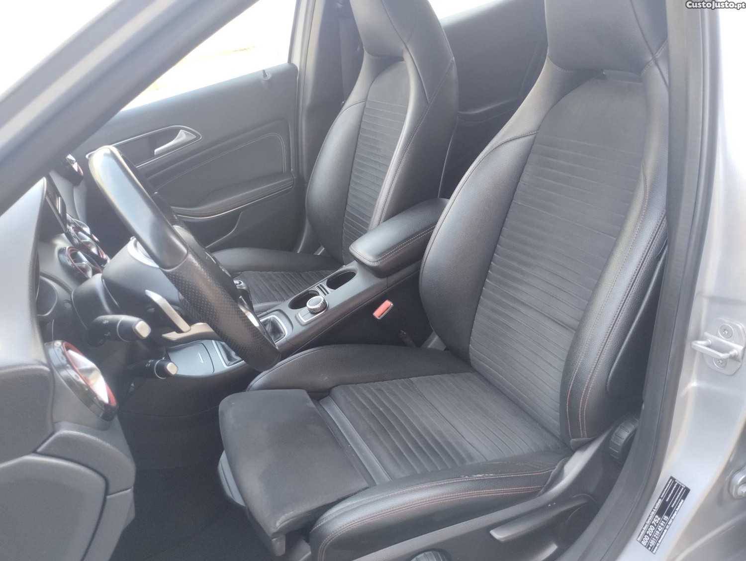 Mercedes-Benz GLA 180 CDI - PACK AMGLINE - NACIONAL - C/ Garantia - Distribuição Mudada - "Imbatível" — fotografia 8