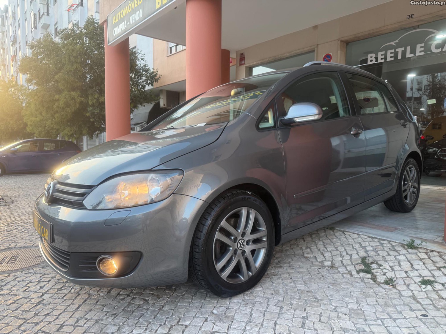 Volkswagen Golf Plus 1.6 Tdi 130 / Mês — fotografia 6