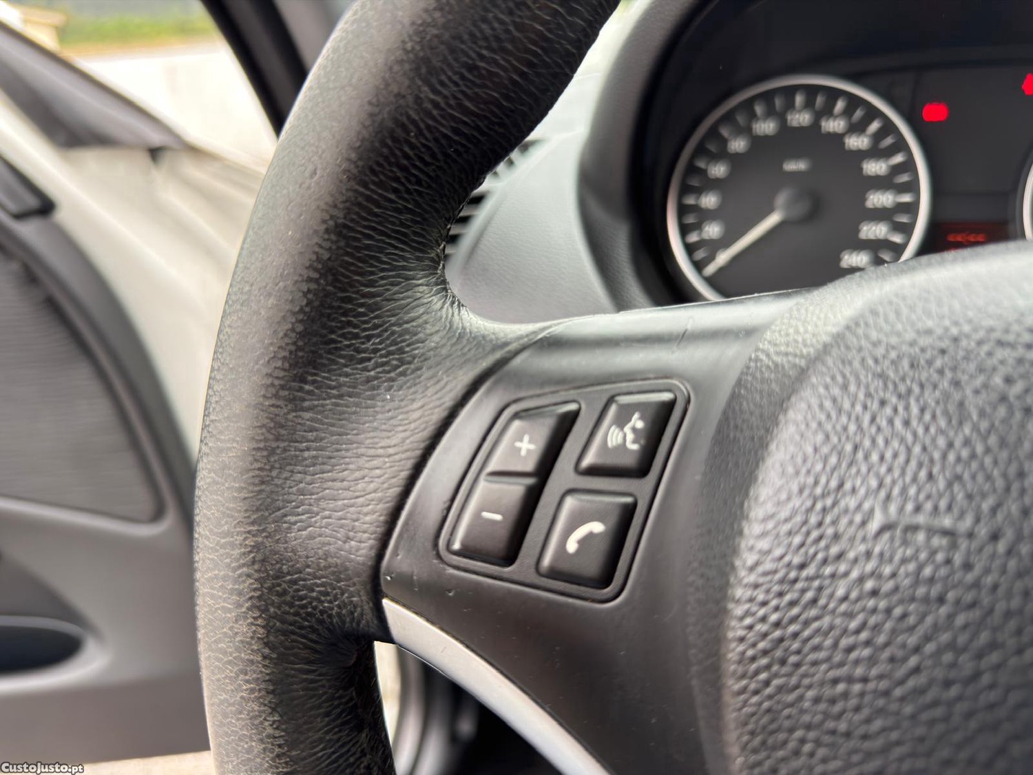 BMW 118 d — fotografia 7