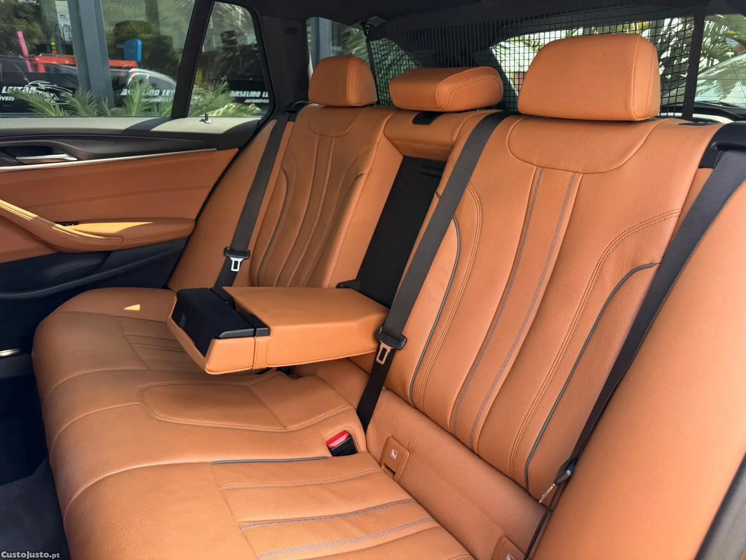 BMW 520 e Pack M — fotografia 11