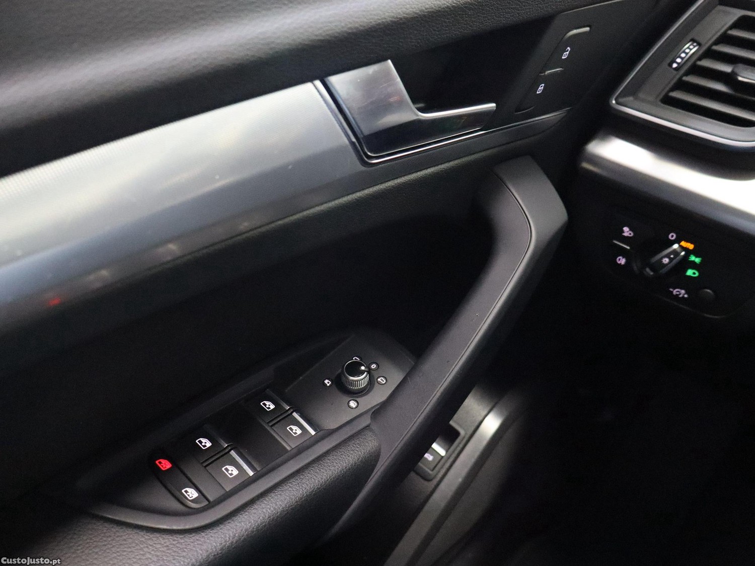 Audi Q5 50 TFSIe quattro S tronic — fotografia 3