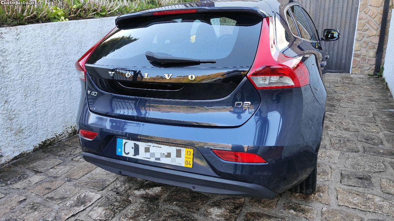 Volvo V40 D2 Momentum — fotografia 8