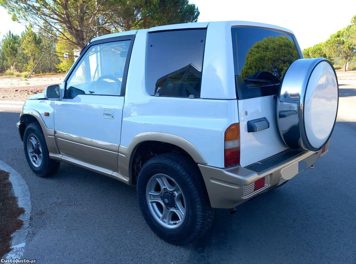 Suzuki Vitara 1.9 TD HardTop — fotografia 10