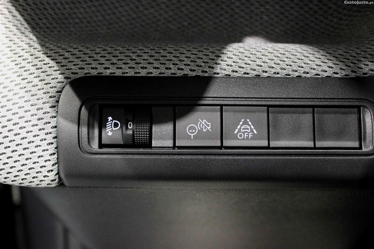 Citroën e-C3 44 KWH Plus — fotografia 18