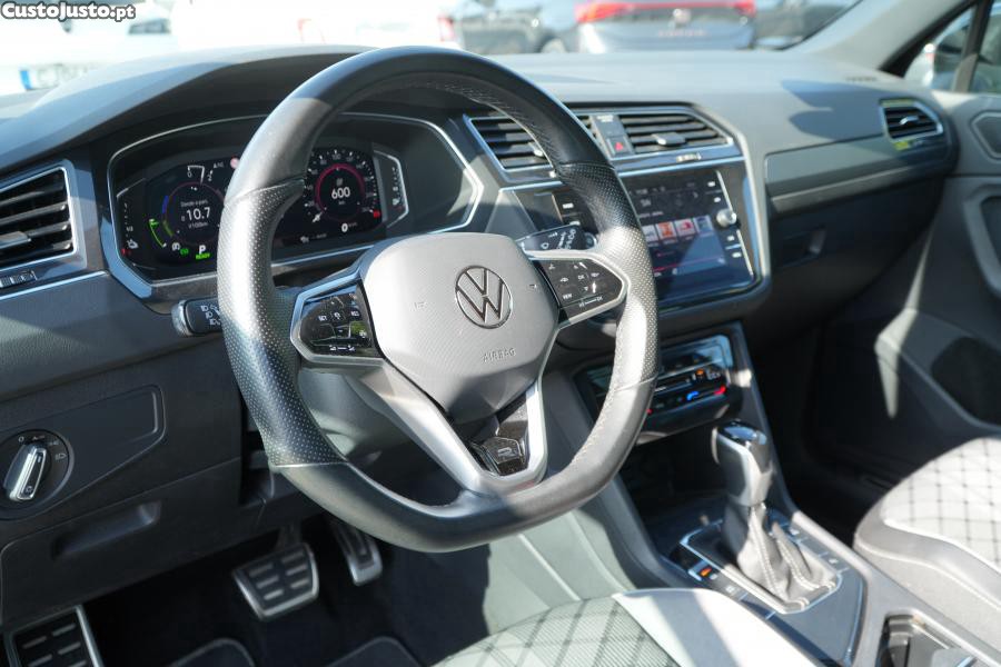 Volkswagen Tiguan 1.4 TSI eHybrid R-Li — fotografia 12