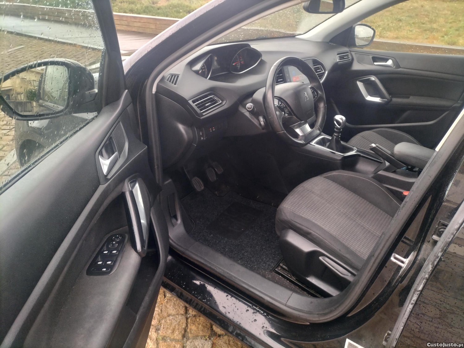 Peugeot 308 1.5 HDi Allure - 19 foto 2