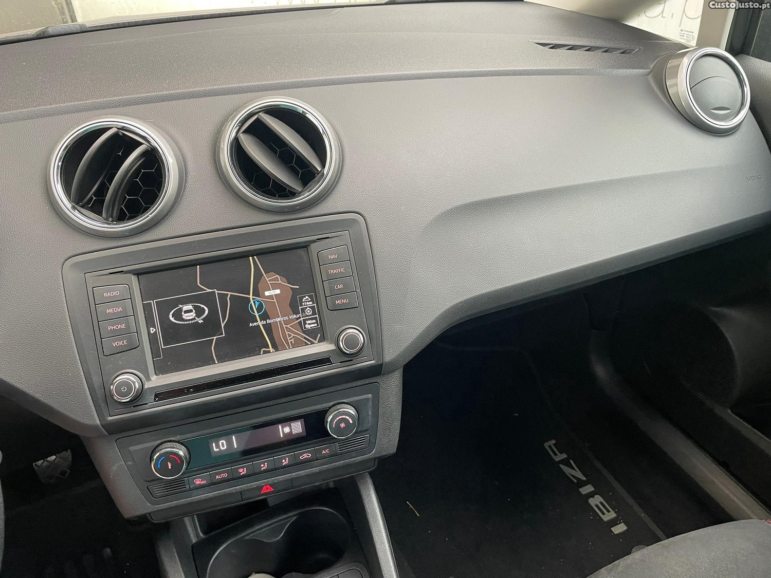 SEAT Ibiza 1.0 EcoTSI FR — fotografia 9
