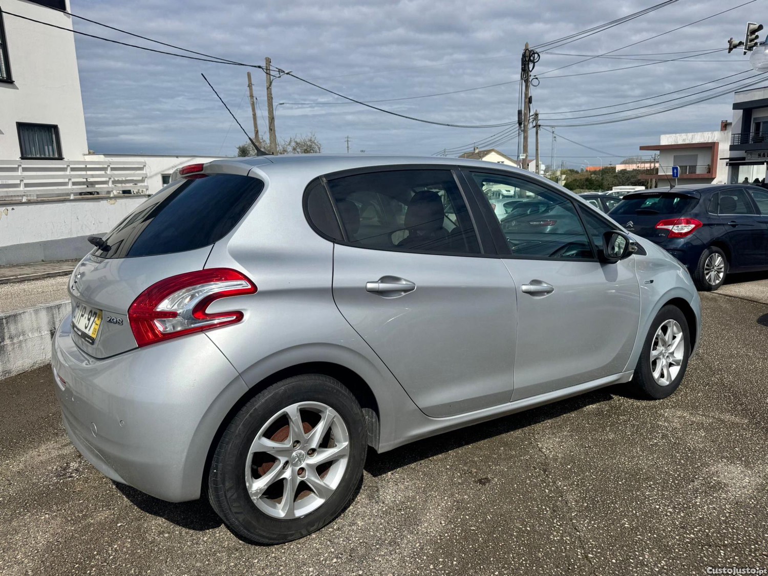 Peugeot 208 1.4 HDI STYLE — fotografia 5