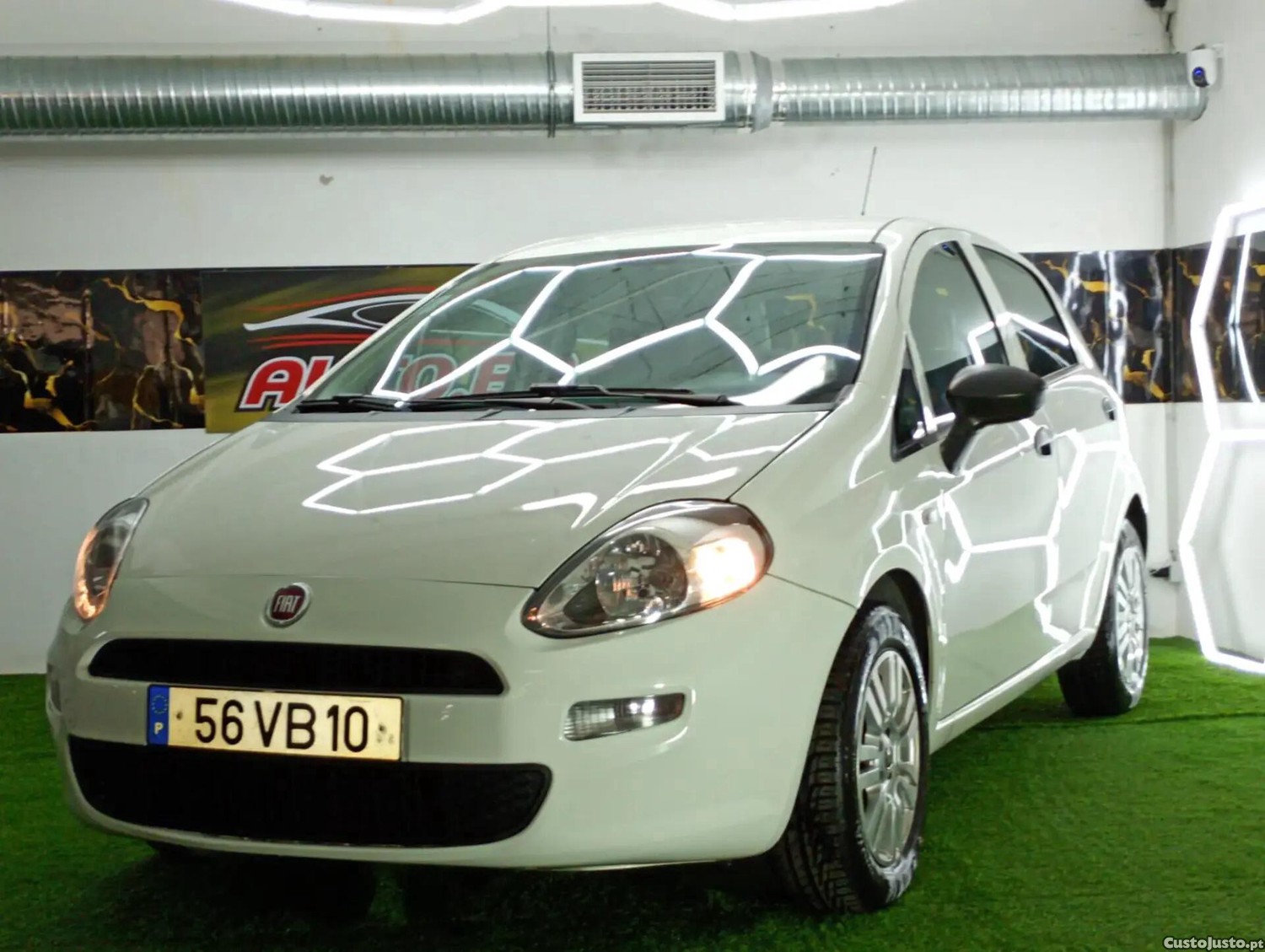 Fiat Punto 1.3 M-Jet Easy S&S — fotografia 25
