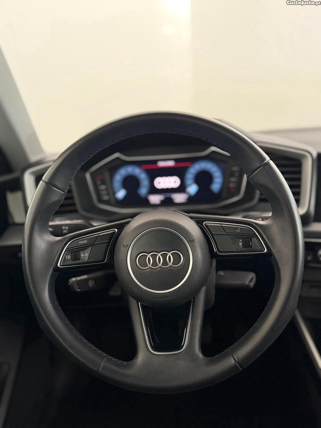 Audi A1 25 TFSI — fotografia 13