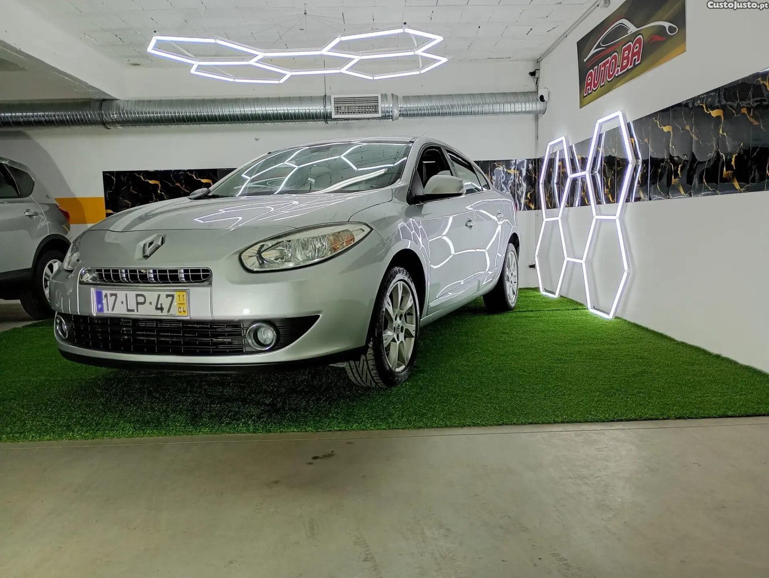 Renault Fluence 1.5 dCi Exclusive — fotografia 22