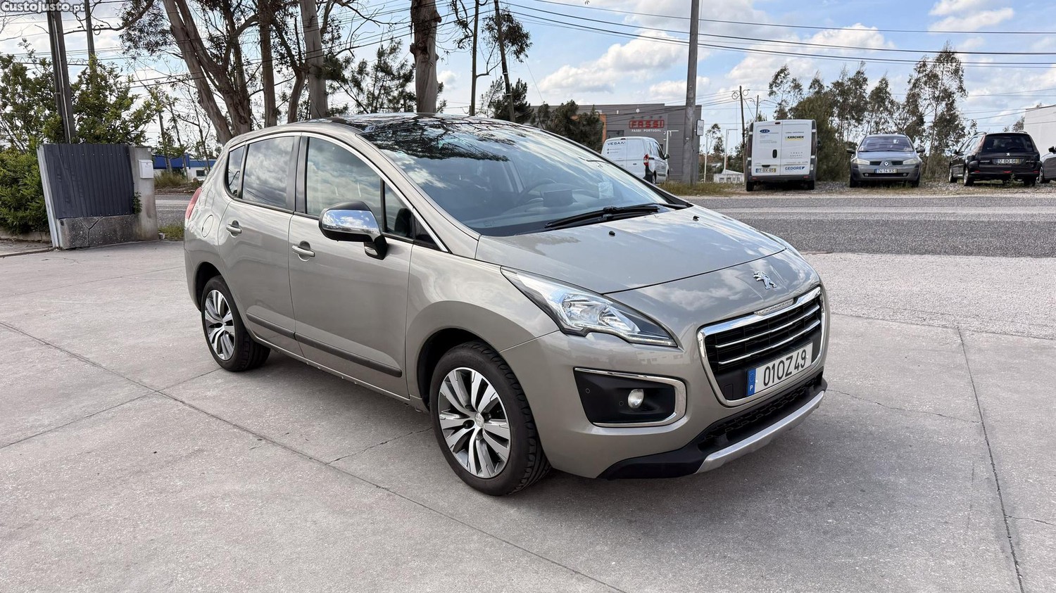 Peugeot 3008 1.6 HDI de 2014 — fotografia 17