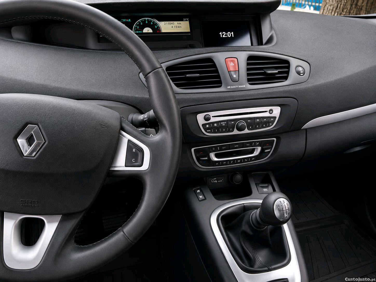 Renault Scénic 1.5 Dci — fotografia 4