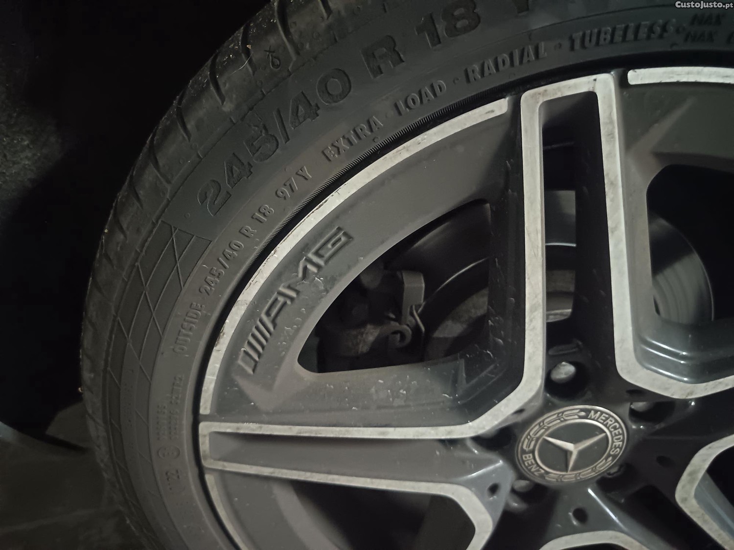 Mercedes-Benz E 200 200 Cdi — fotografia 9
