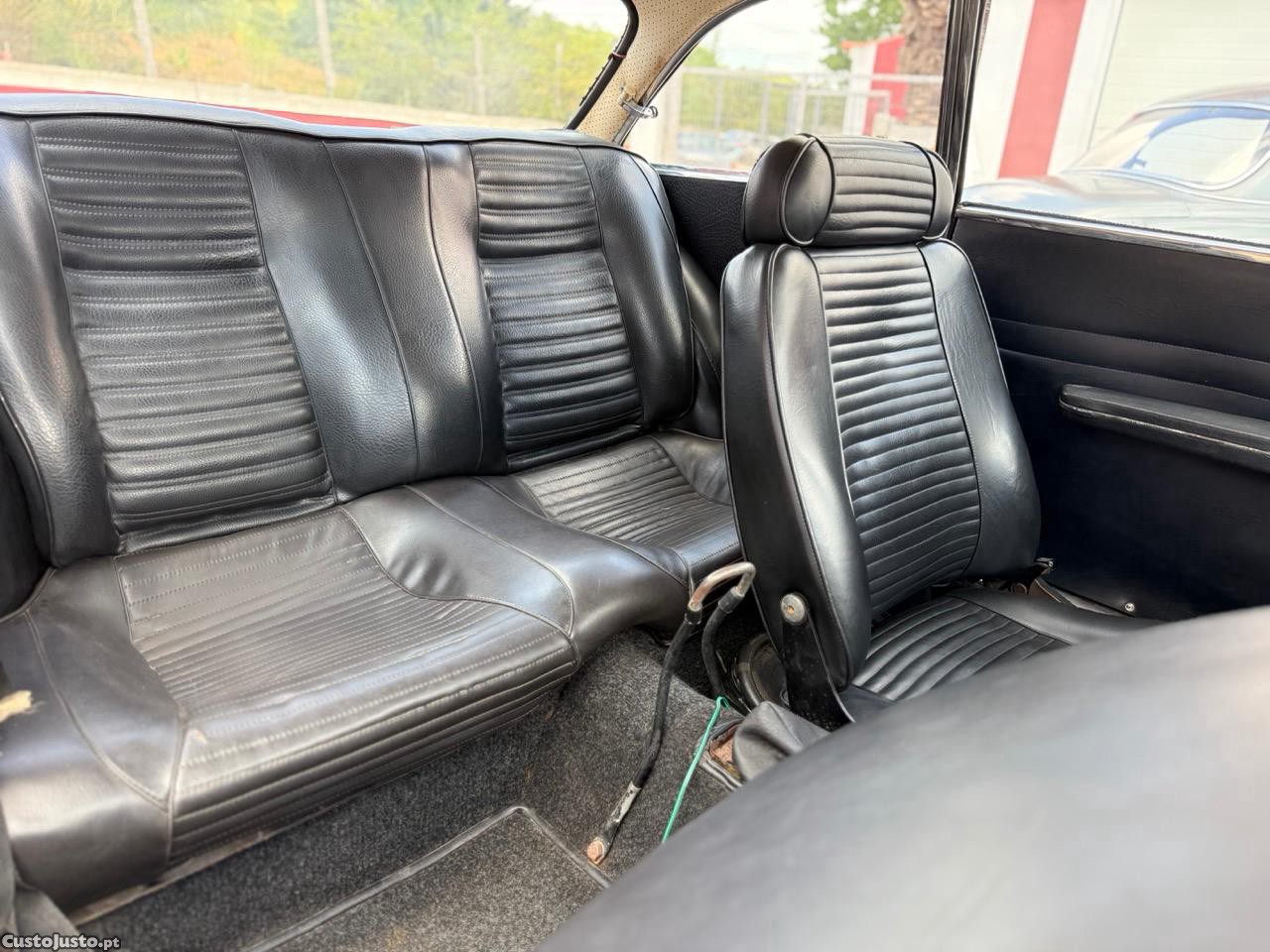 Alfa Romeo Giulia GT 1300 Junior Bertone 1971 — fotografia 12
