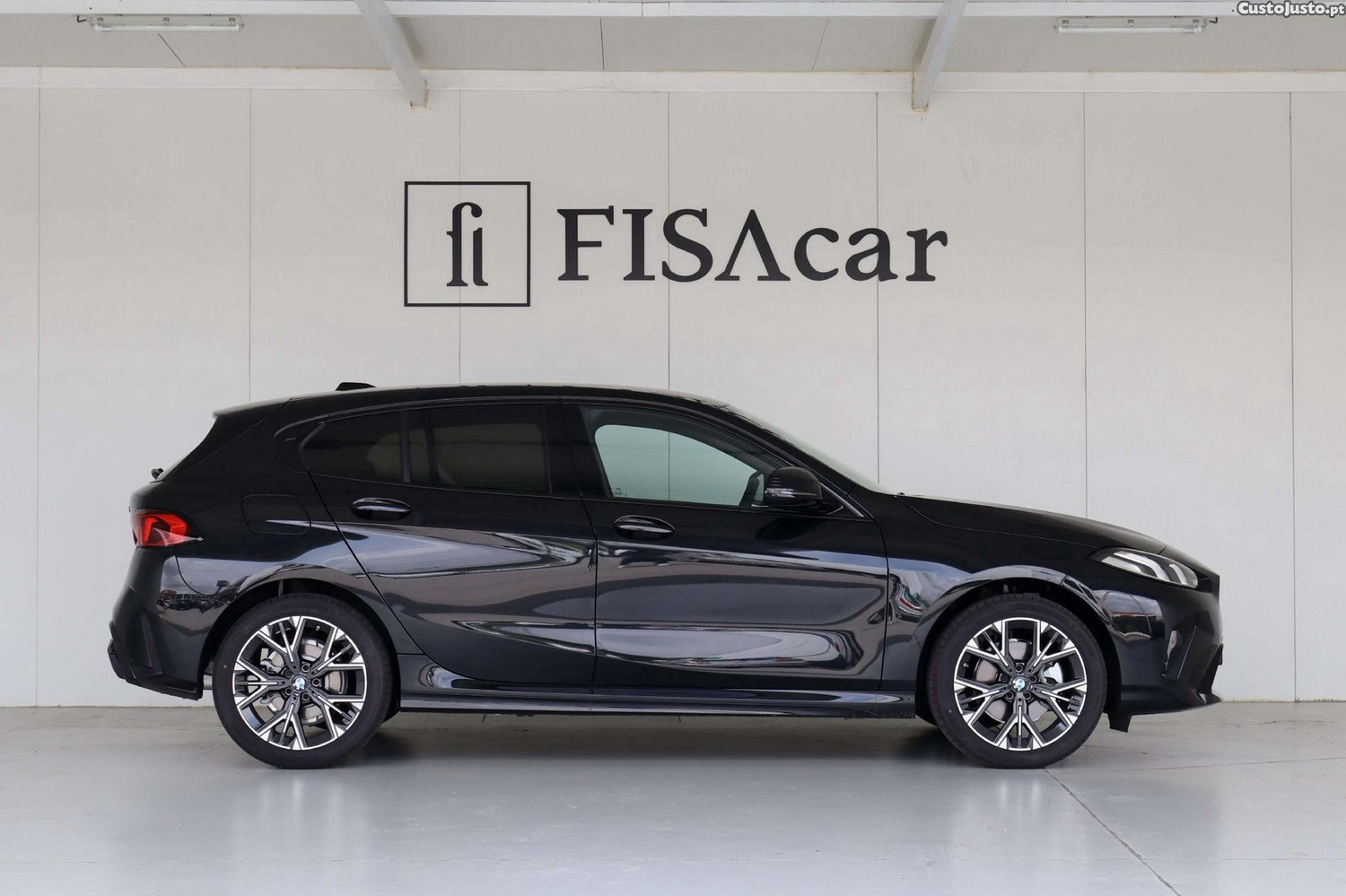 BMW 116 Pack Desportivo M — fotografia 26