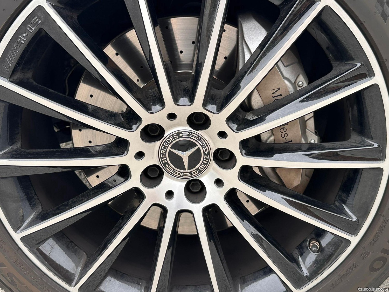 Mercedes-Benz GLC 250 d Coupé AMG Line 4-Matic — fotografia 5