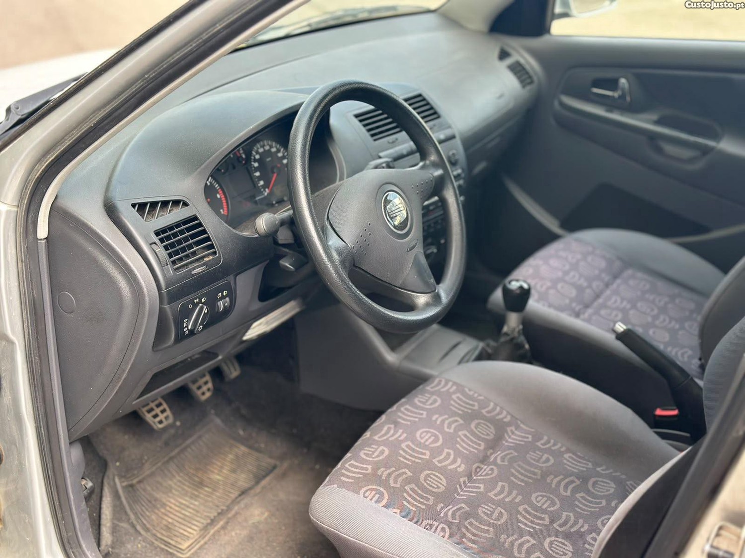 SEAT Ibiza 1.2 — fotografia 3