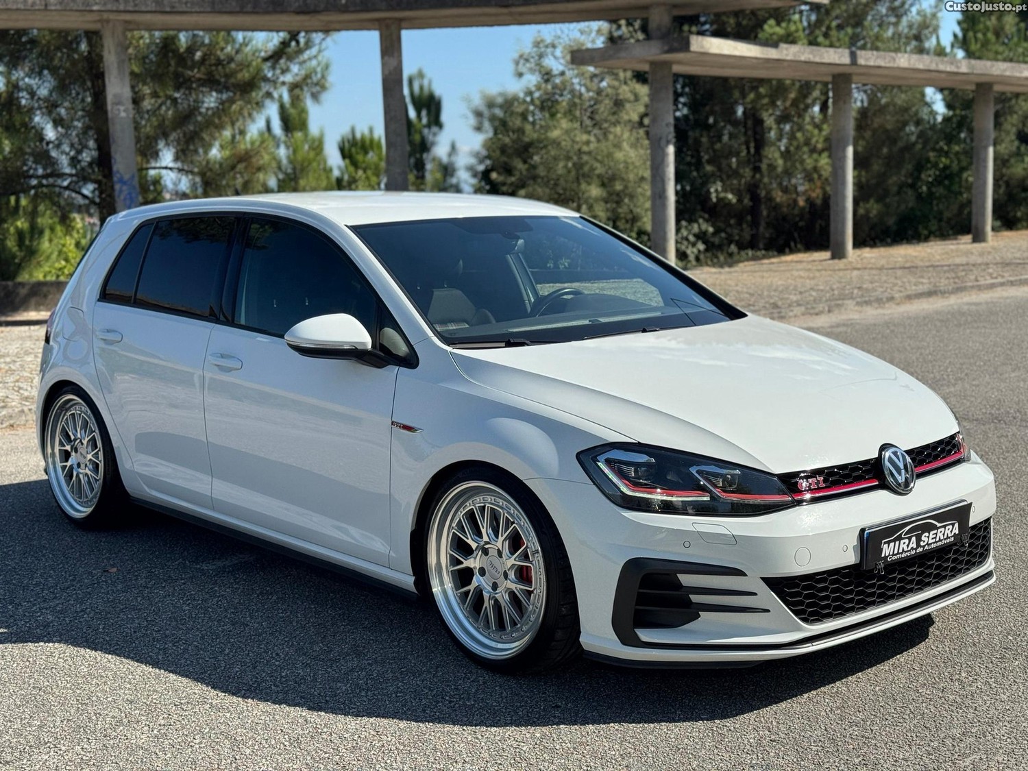 Volkswagen Golf 2.0 TSI GTI DSG Performance — fotografia 23