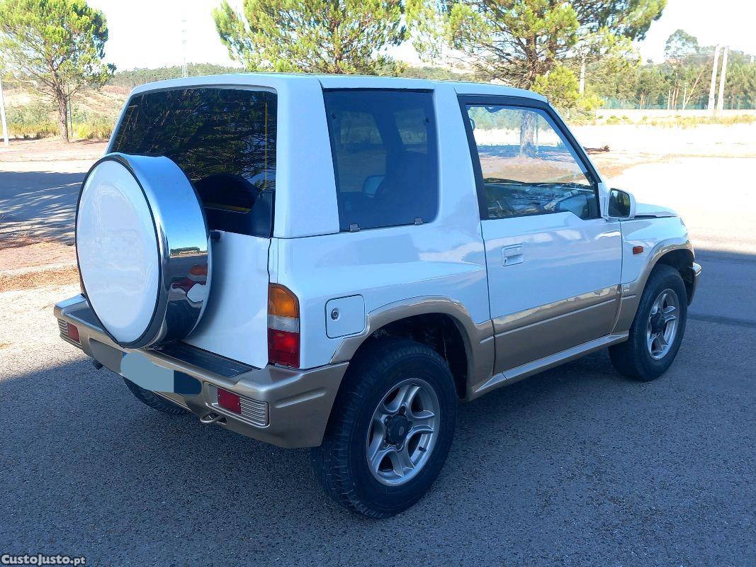 Suzuki Vitara 1.9 TD HardTop — fotografia 8