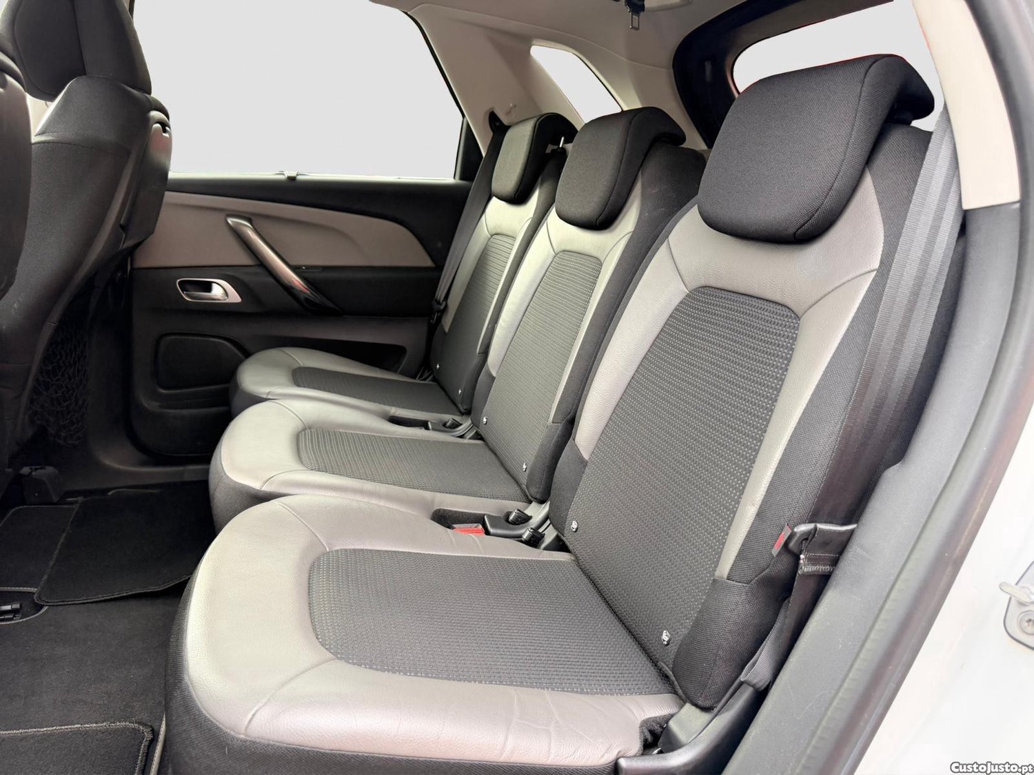 Citroën C4 Spacetourer 1.2 PureTech Shine. — fotografia 6