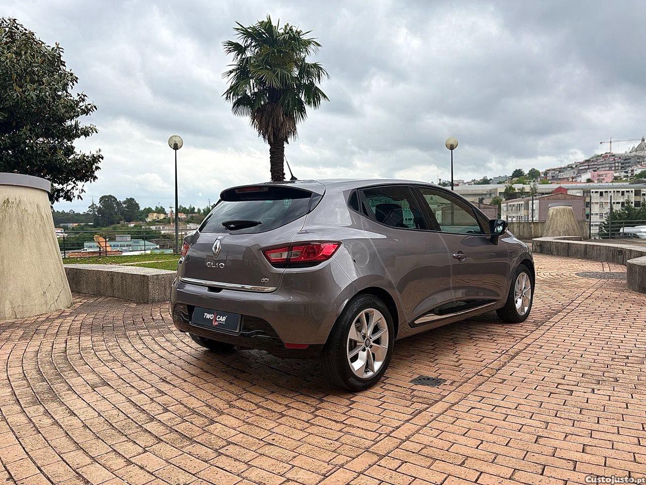 Renault Clio Limited 1.5Dci 90cv — fotografia 13