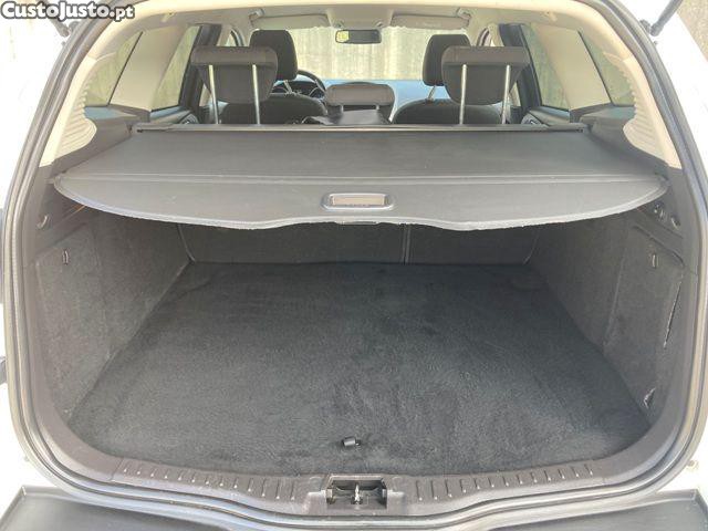 Ford Focus 1.5 TDCi Titanium — fotografia 4