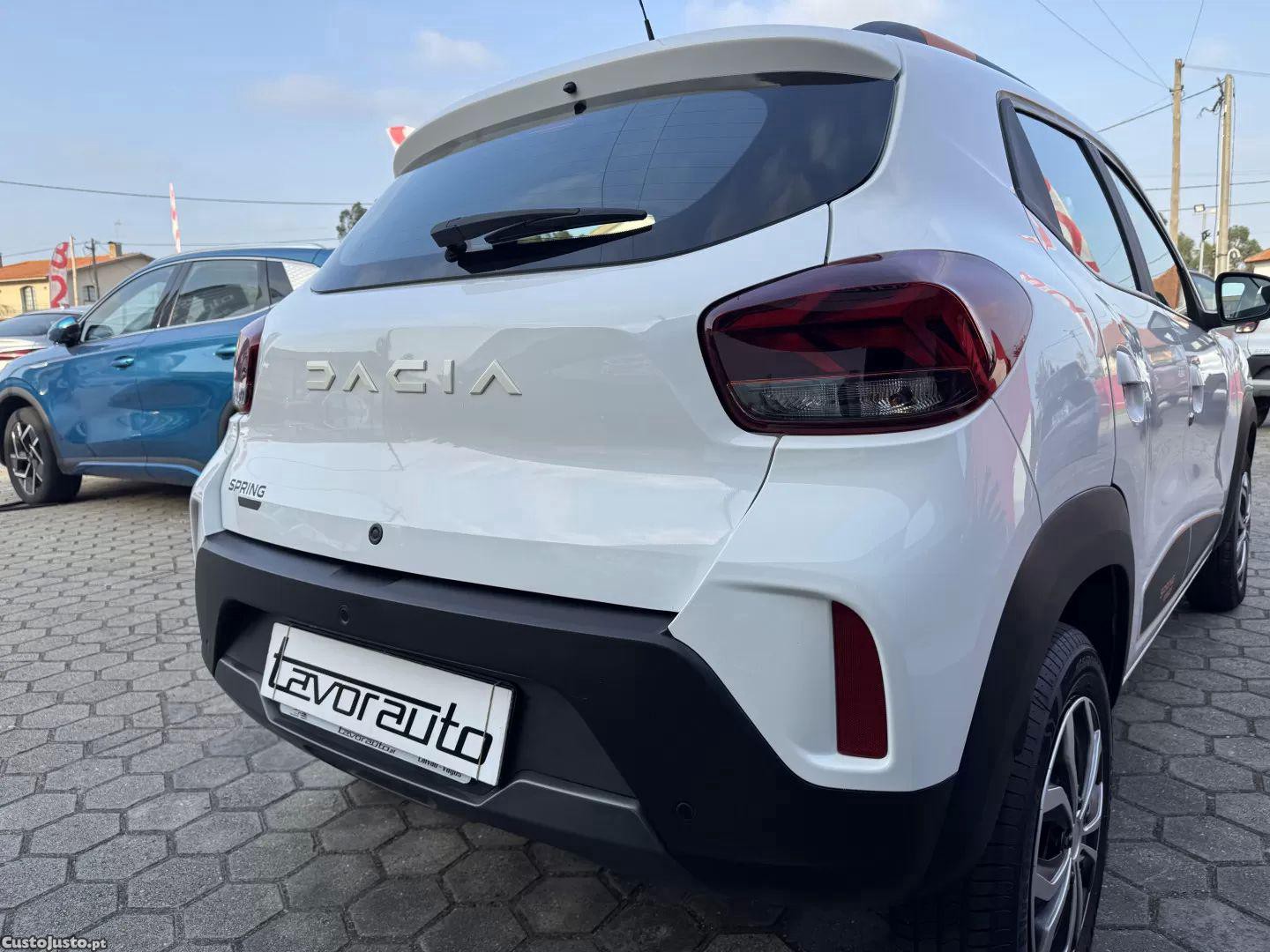 Dacia Spring Electric 45 comfort plus — fotografia 4