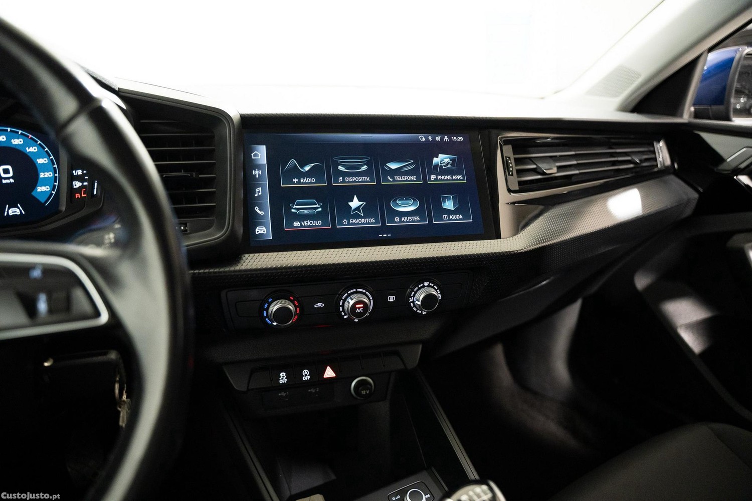Audi A1 Sportback 25 TFSI Advanced — fotografia 8