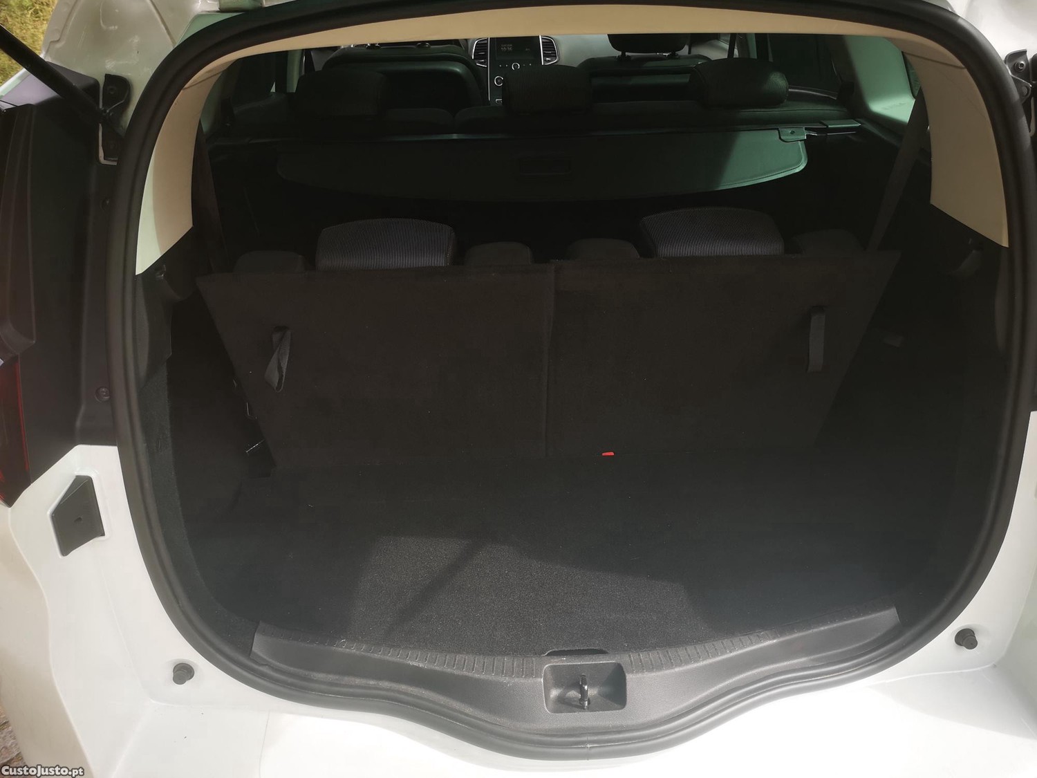 Renault Grand Scénic 1.6 DCI 130cv Intens - 7 lugares - Teto Panorâmico - C/ Garantia — fotografia 12