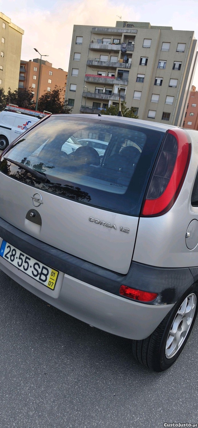 Opel Corsa Confort — fotografia 10