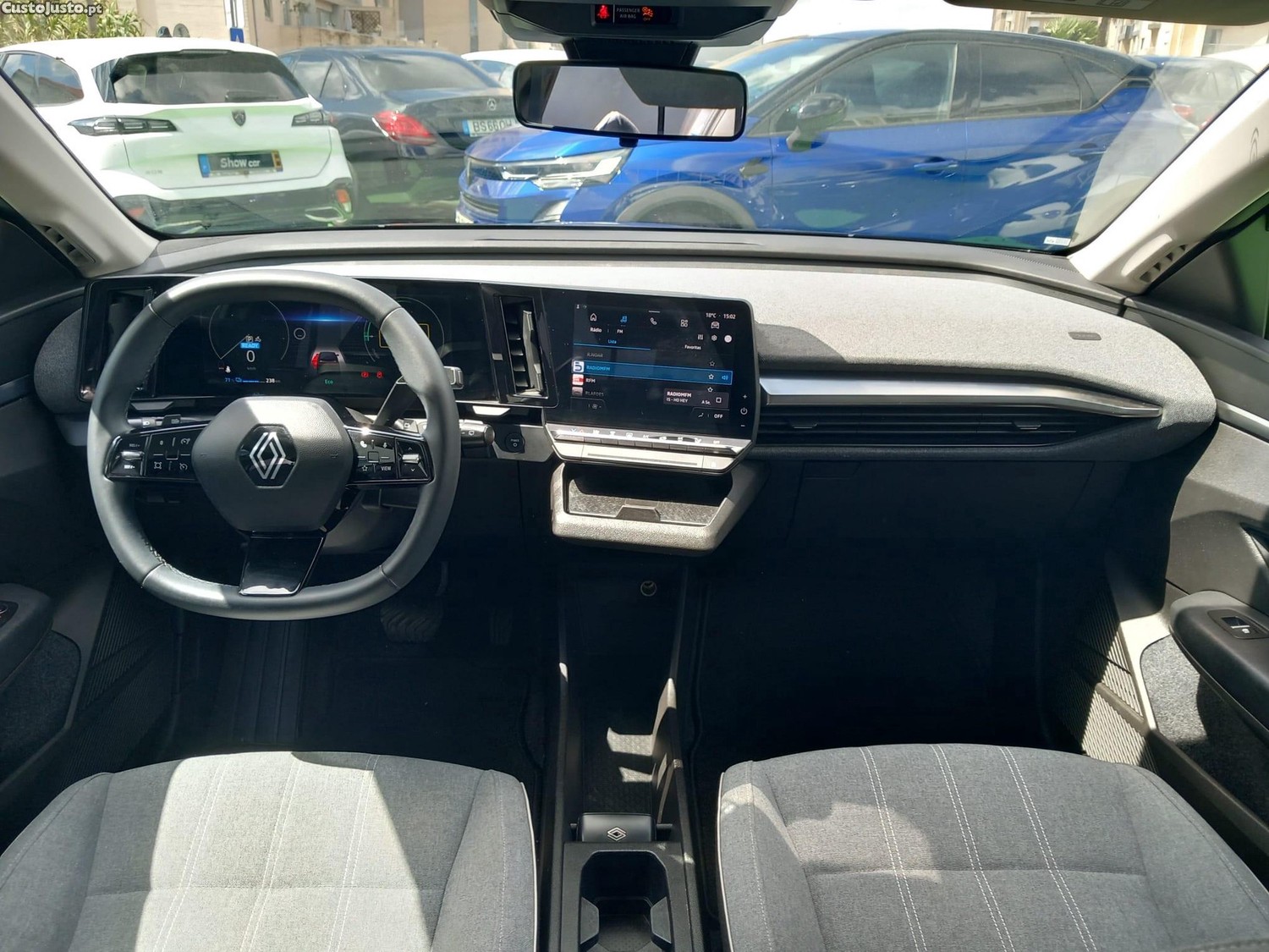 Renault Mégane E-Tech EV60 Techno Autonomia Conforto — fotografia 10
