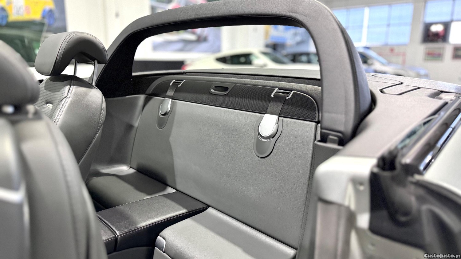 Mercedes-Benz Classe SL Cabrio — fotografia 3