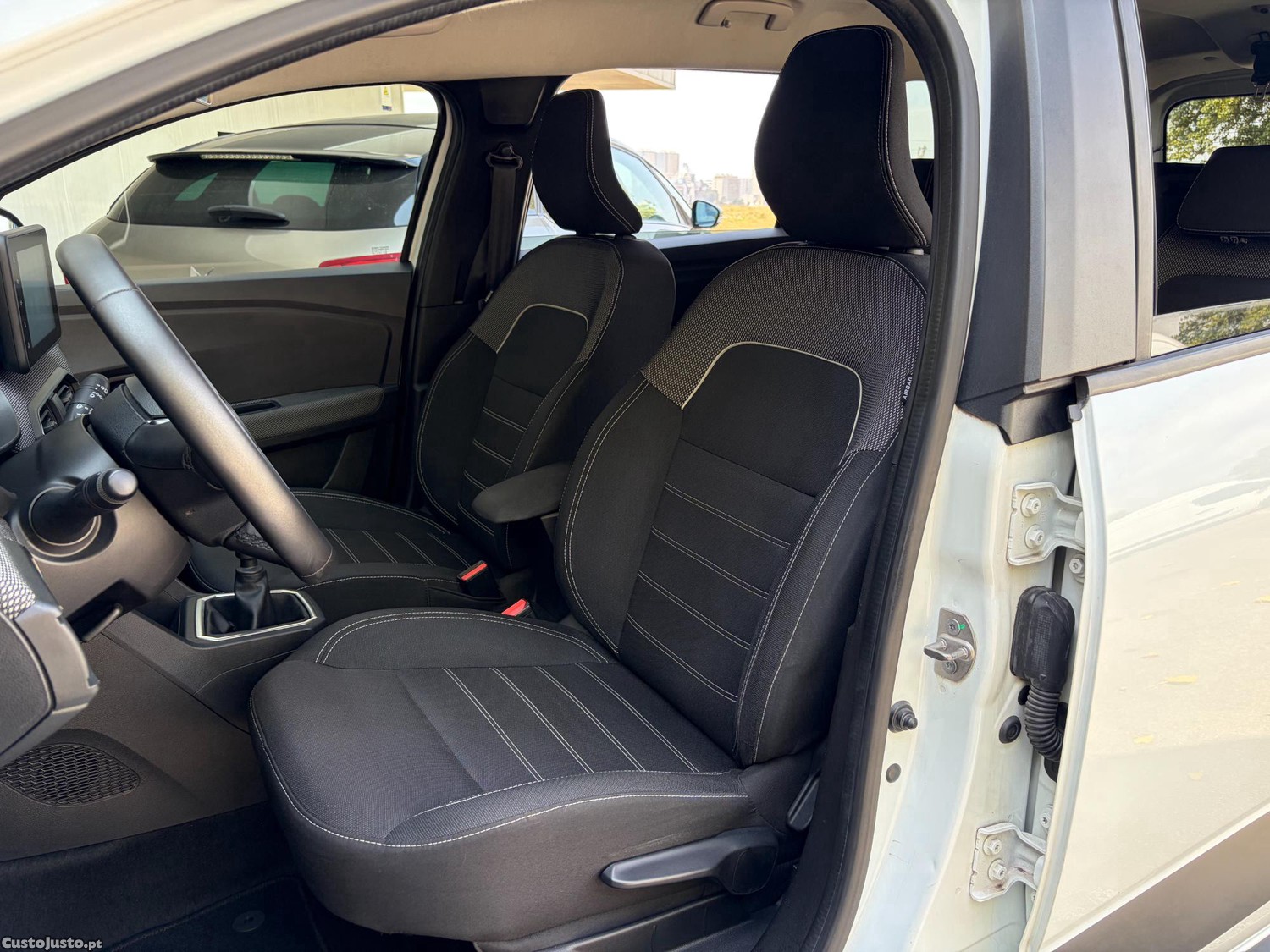 Dacia Jogger 1.0 ECO-G EXTREME BI-FUEL 7 LUGARES 101CV NACIONAL — fotografia 8