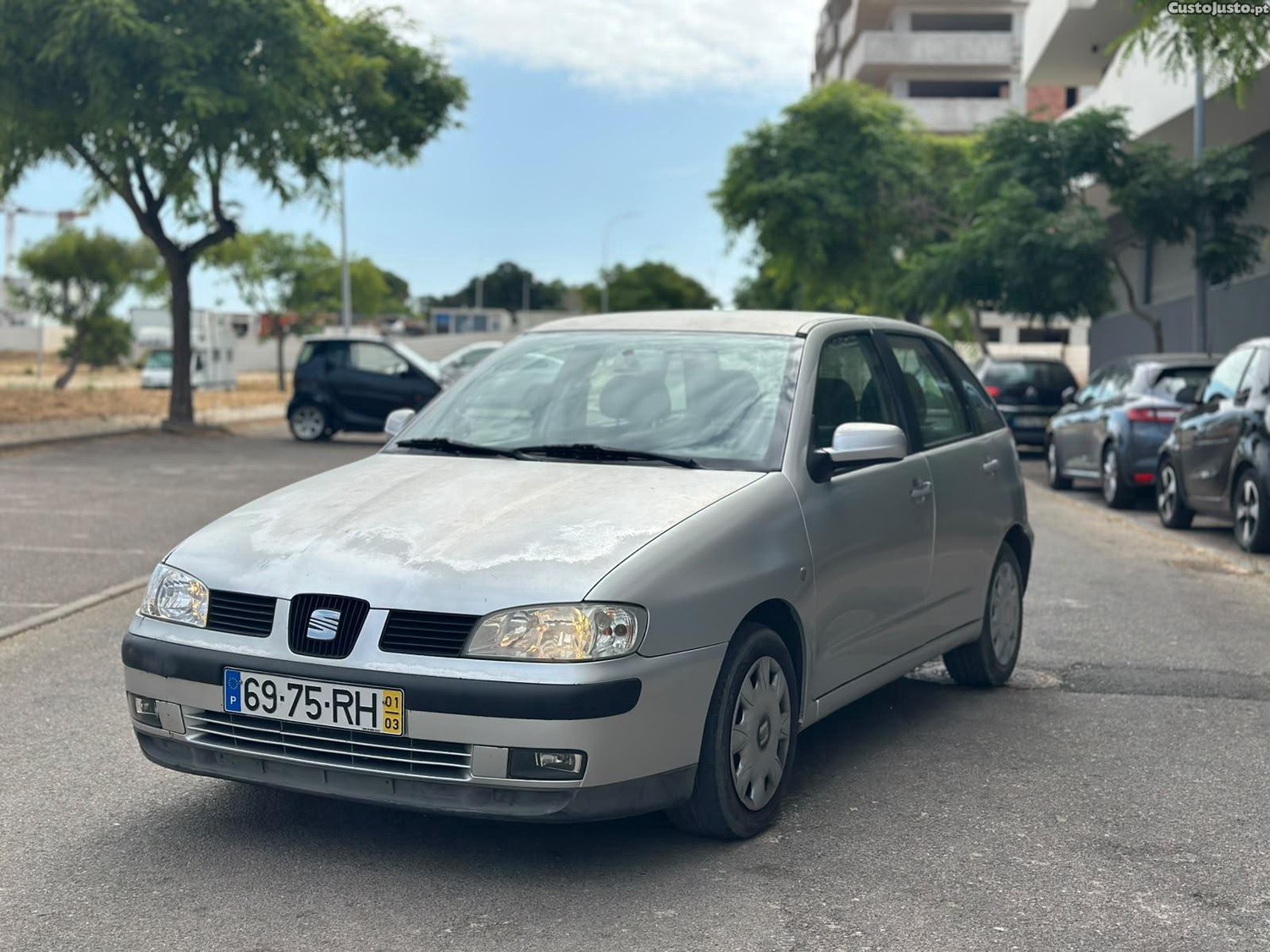 SEAT Ibiza 1.2 — fotografia 8