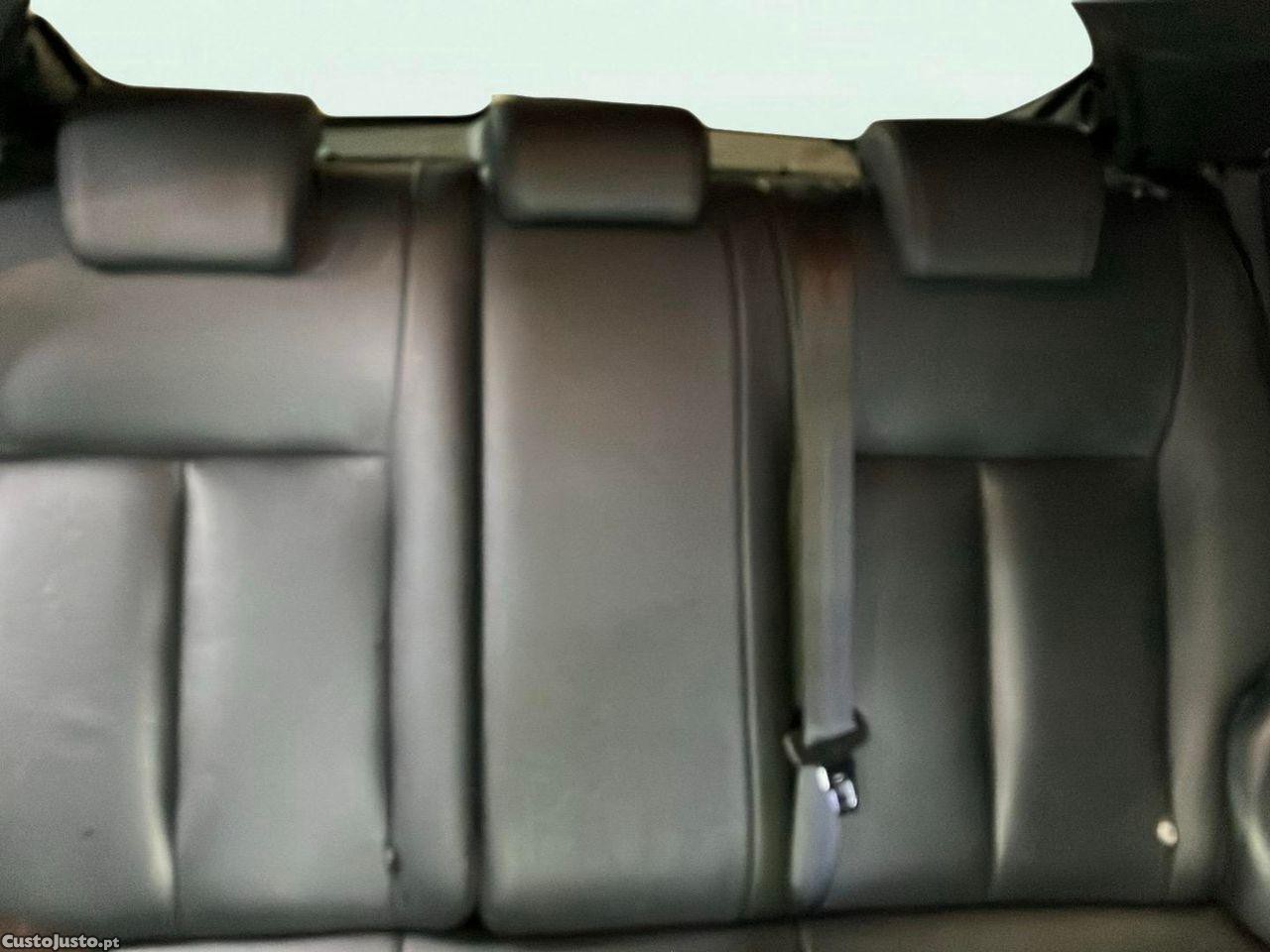 Nissan Juke 1.6 Tekna Xtronic — fotografia 8