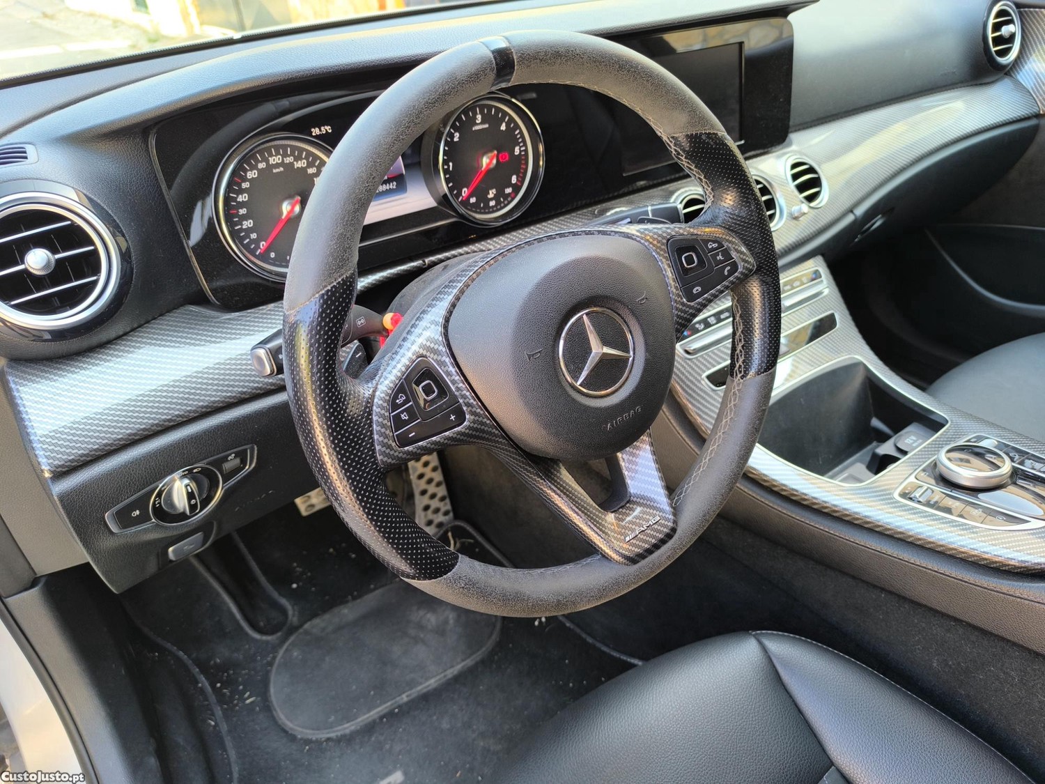 Mercedes-Benz E 220 220d — fotografia 4