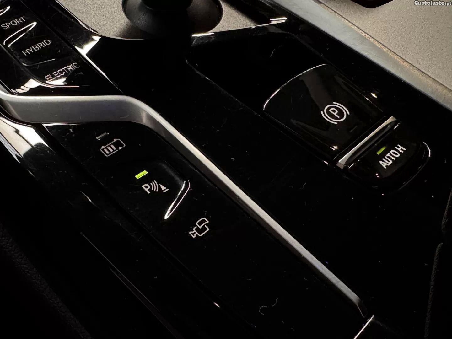 BMW 530 E xdrive aut. luxury line — fotografia 3