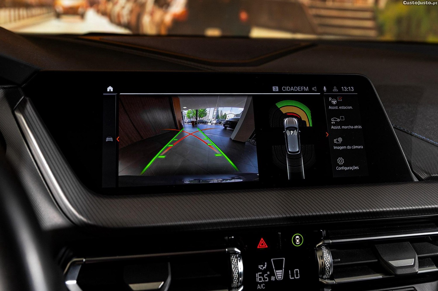 BMW 118 i Pack Desportivo M Auto — fotografia 8