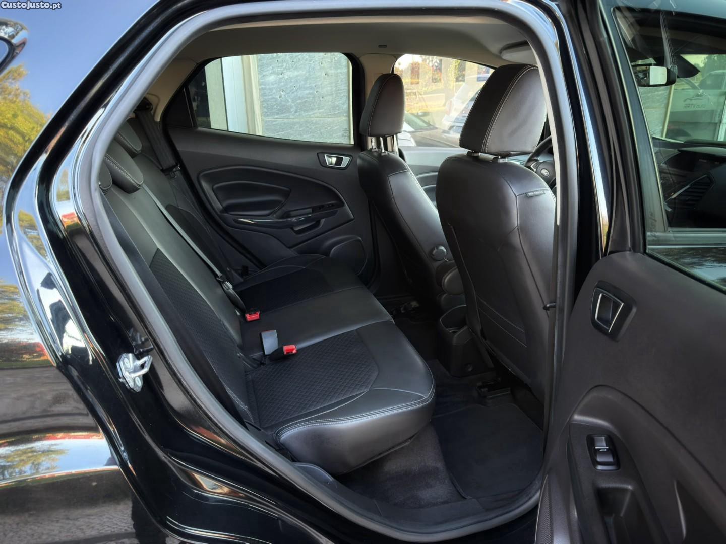 Ford EcoSport 1.0 EcoBoost Titanium Plus — fotografia 2