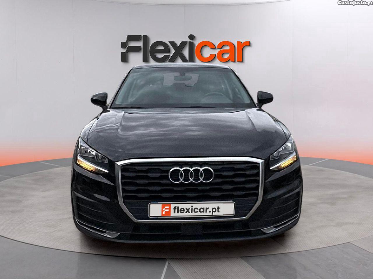 Audi Q2 30 TDI S tronic - 19 foto 2