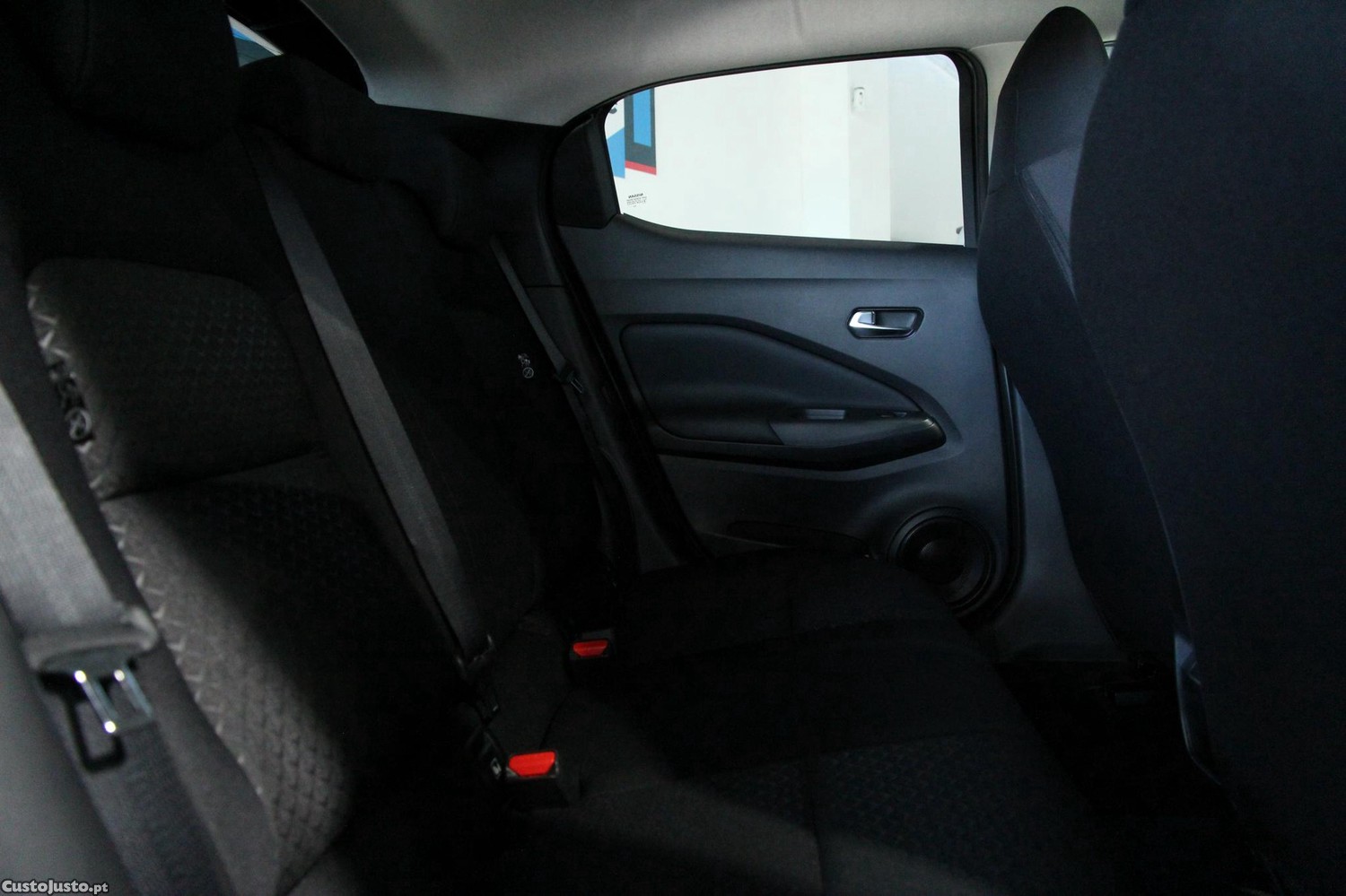 Nissan Juke 1.0 DIG-T N-Connecta NAV.+TwoTone NC DCT — fotografia 2