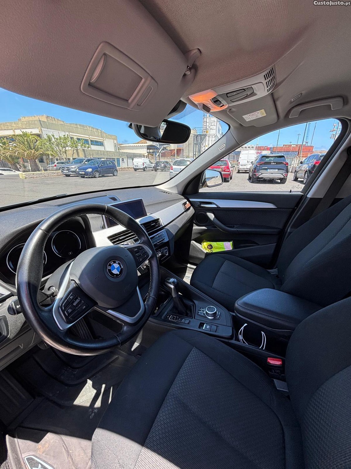 BMW X1 Xdrive25e — fotografia 5