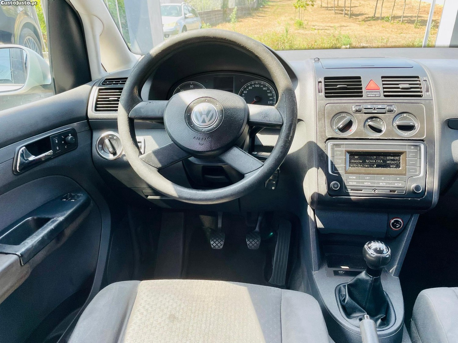 Volkswagen Touran 1.9 TDi Highline 5L — fotografia 6