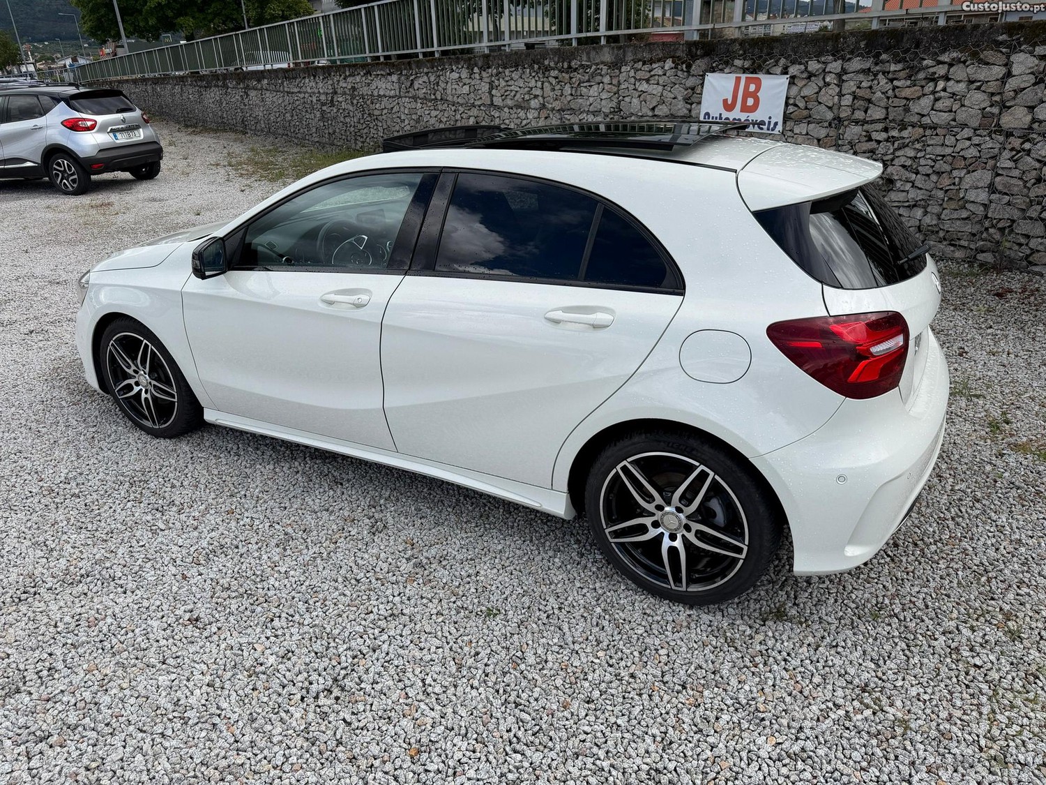 Mercedes-Benz A 180 d AMG Line — fotografia 14