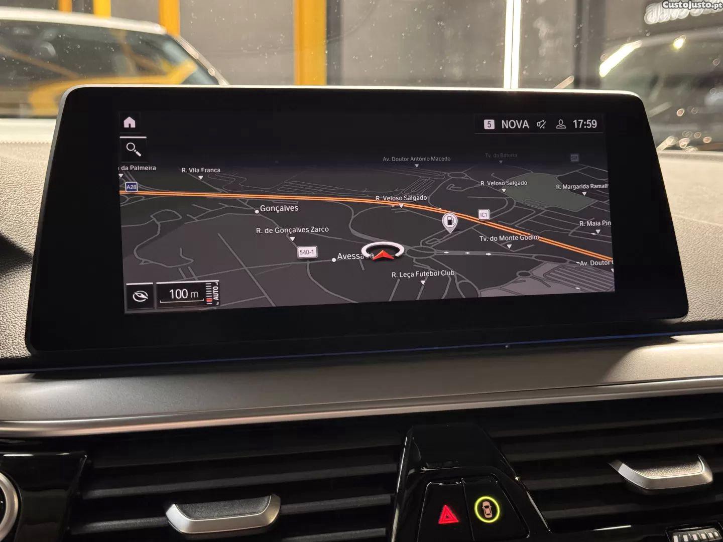 BMW 530 E xdrive aut. luxury line — fotografia 9