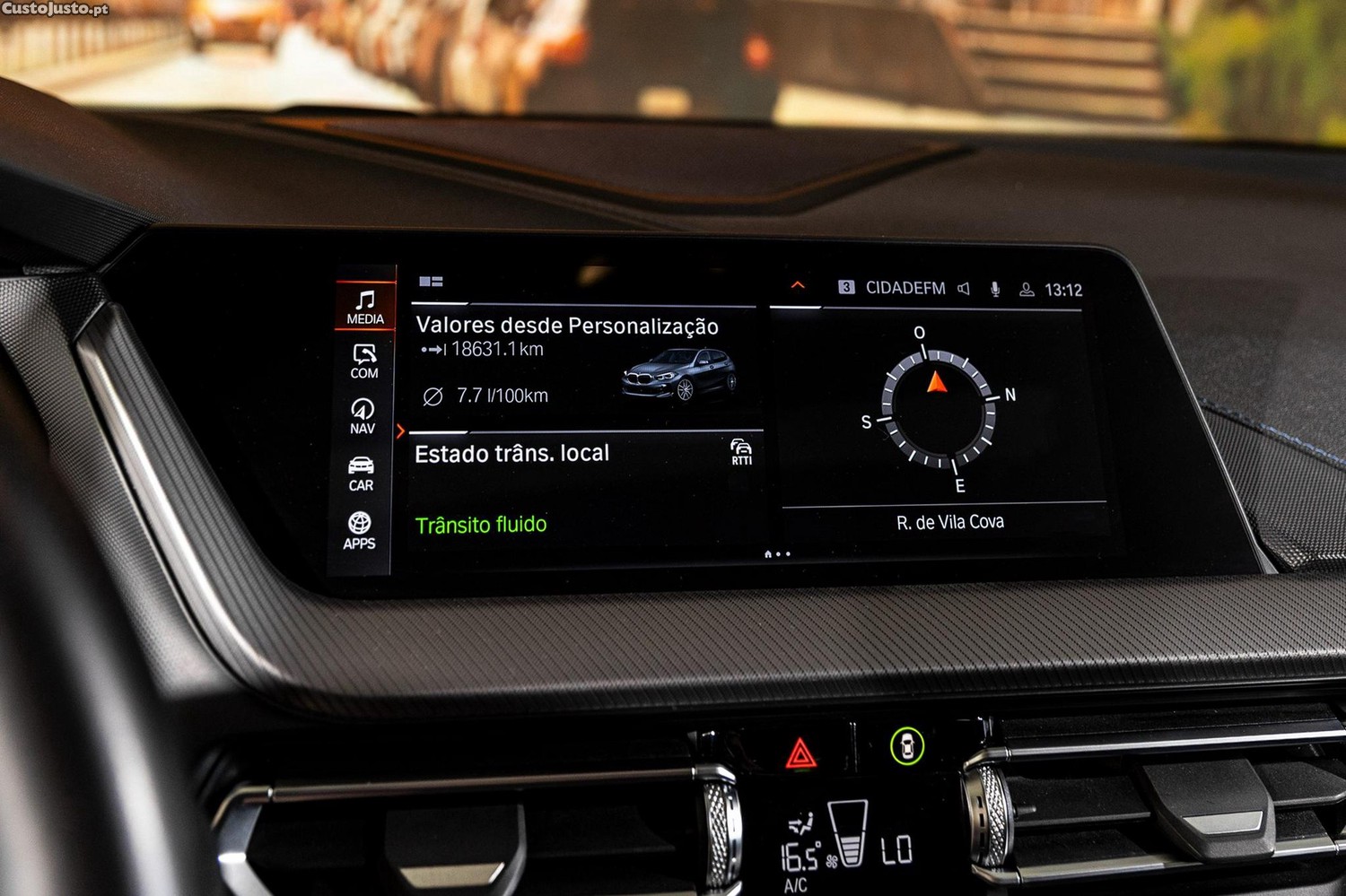 BMW 118 i Pack Desportivo M Auto — fotografia 10