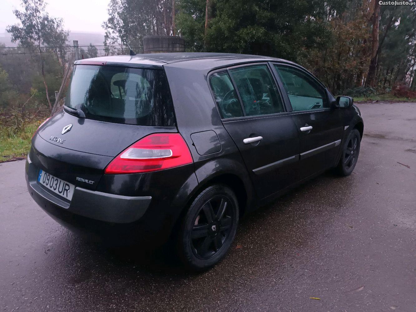 Renault Mégane 1.5 DCi — fotografia 5