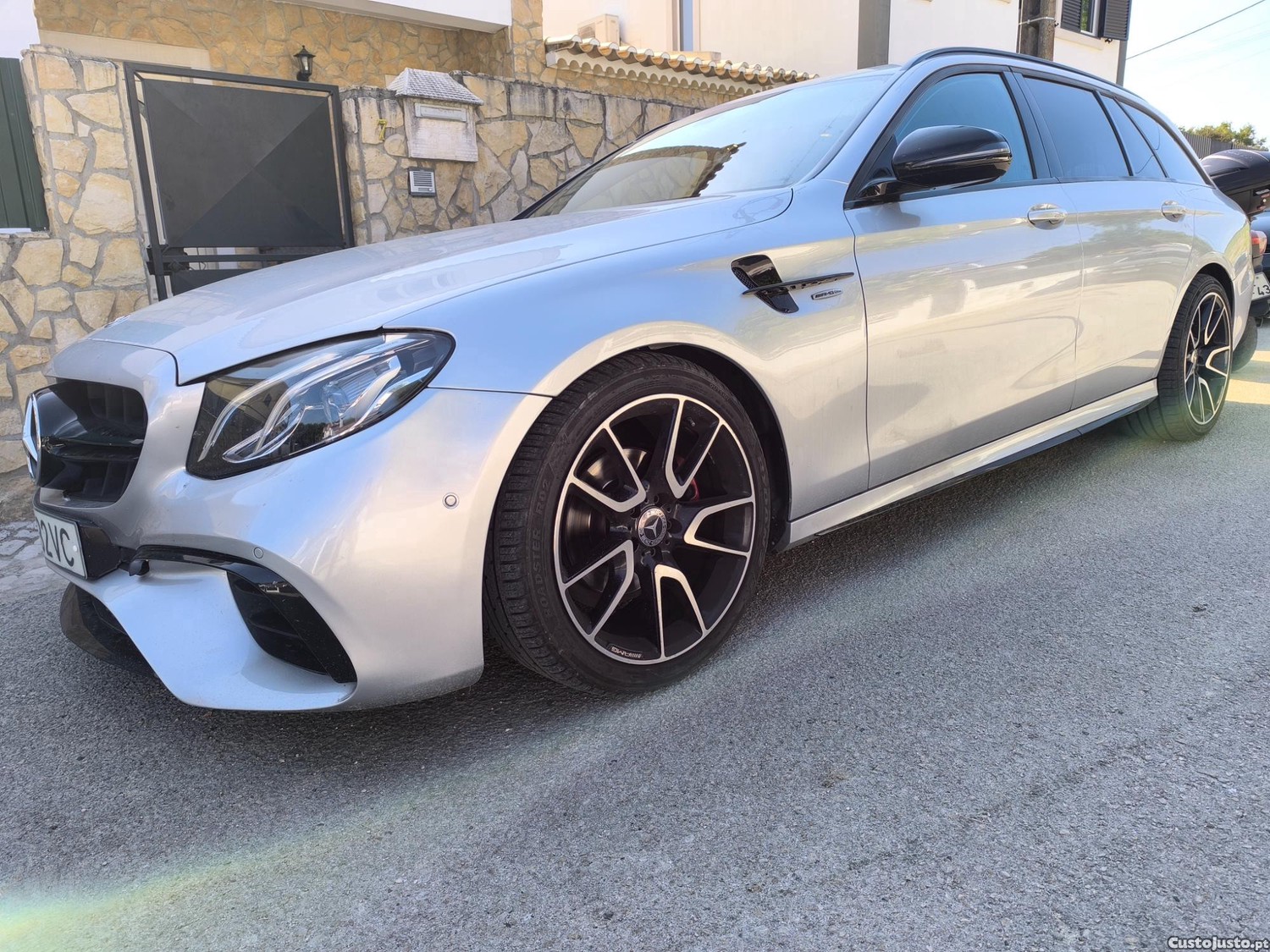 Mercedes-Benz E 220 220d — fotografia 3